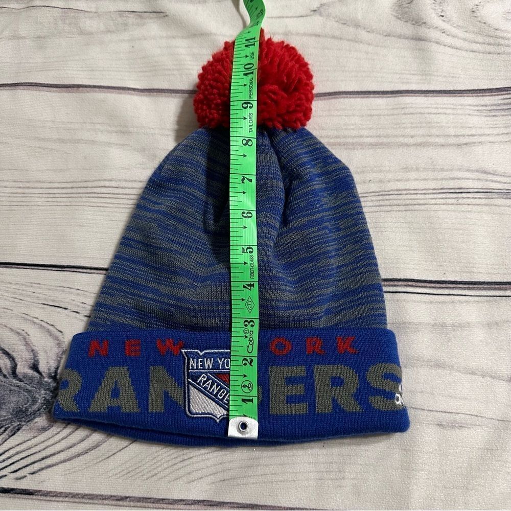 NWT! New York Rangers‎ NHL  Adidas Beanie Knit, One Size, Pom Pom Red & Blue - Picture 4 of 6
